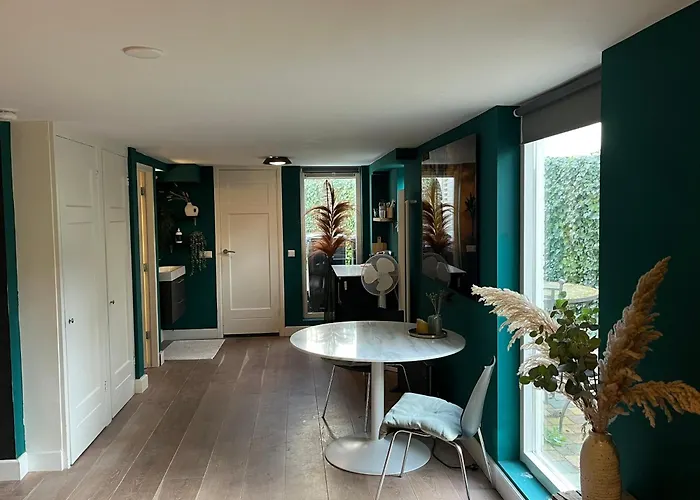 فيلة Luxurious Sunny *