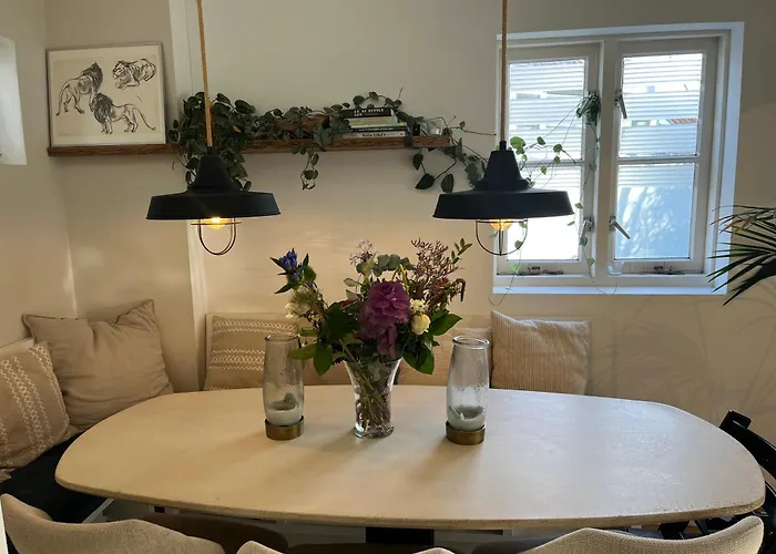 Luxurious Sunny Villa